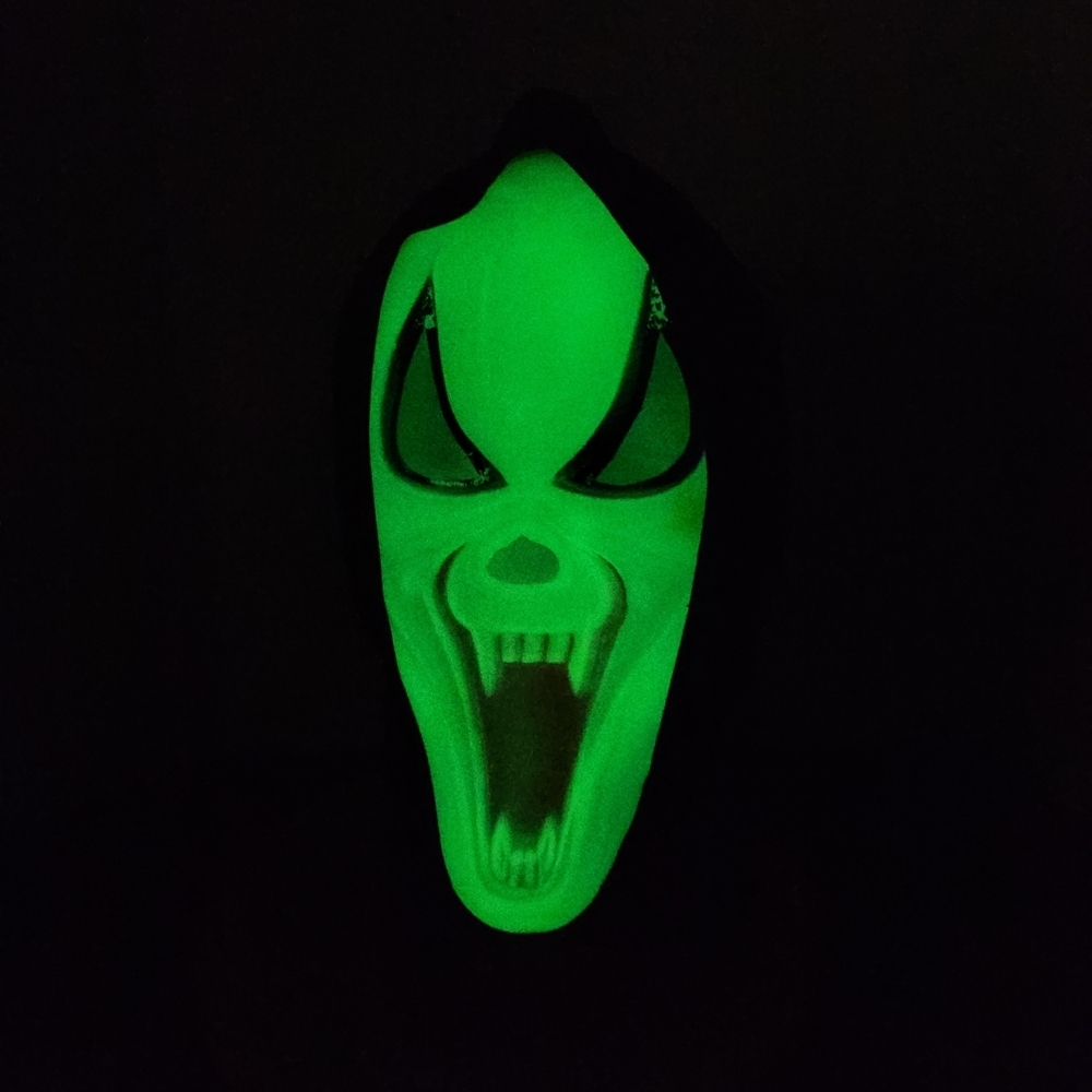 Spooky Green Demon Scream Vampire Mask with Black Hood Glow - Picture 8 of 10